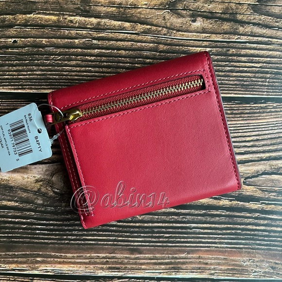 NWT Coach Wyn Glovetanned Leather Wallet - Picture 5 of 6